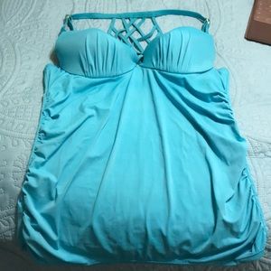 Tank swim top fits like 38 DD or 40D